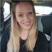 Laureata in traduzione specialistica a Trieste, offre ripetizioni di spagnolo e francese